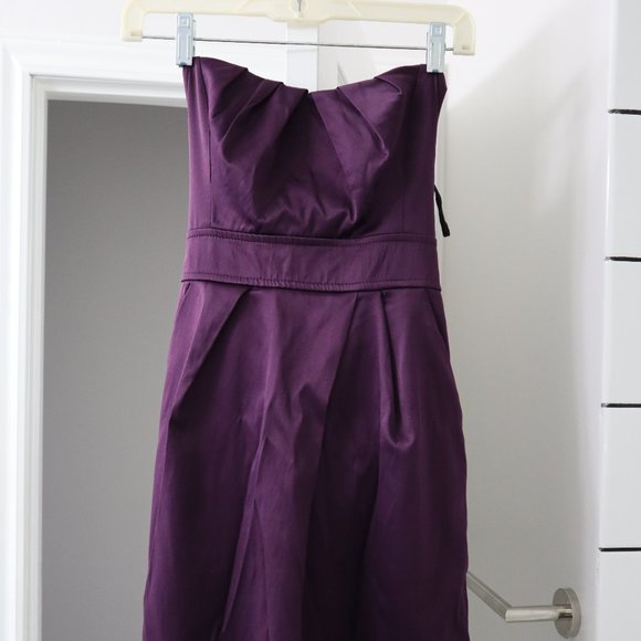 Short strapless satin dress - Picture 2 of 5